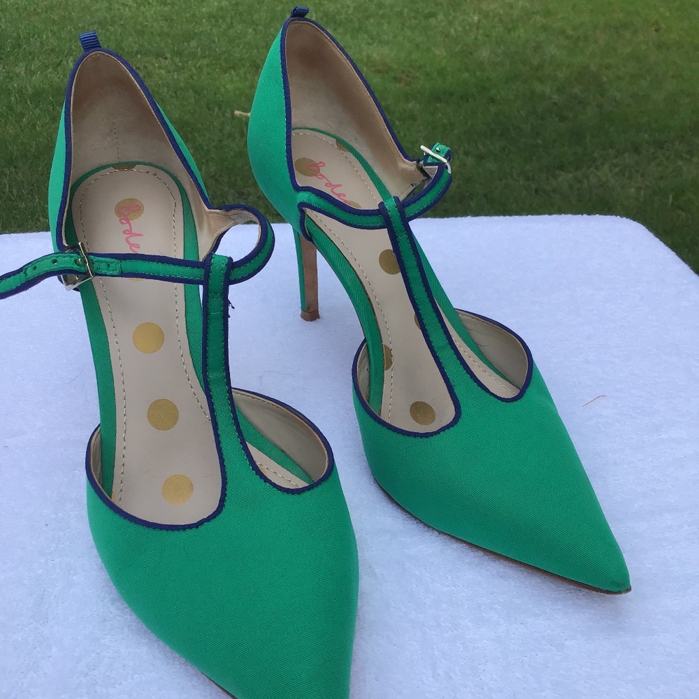 Boden green & navy pumps